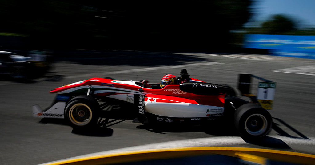 © FIA F3