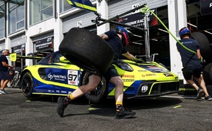 Le must du GT3 à Magny-Cours (Photo SRO/JEP)