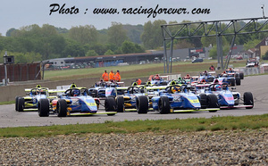 F4 FFSA 2026 : Une saison prometteuse avec 32 pilotes !