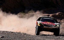 Dakar auto : 5 minutes d'avance pour Peterhansel