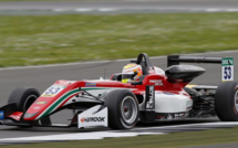 F3 : Silverstone, course 3 - Victoire de Ilott F3 : Silverstone, course 3 - Victoire de Ilott