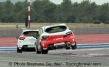 Clio Cup : TB2S termine sur le podium de la coupe de France Clio Cup : TB2S termine sur le podium de la coupe de France
