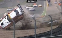 Adac GT : Crash au départ d'une course au Sachsenring
