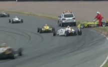 VIOLENT CRASH ENTRE UNE FORMULE ET LE SAFETY CAR