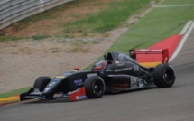 Formule Renault VDV : Jordan Perroy toujours dans la course au titre après Motorland Formule Renault VDV : Jordan Perroy toujours dans la course au titre après Motorland