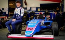 F4 FFSA : ​Dylan Estre crée la (double) surprise à Nogaro !