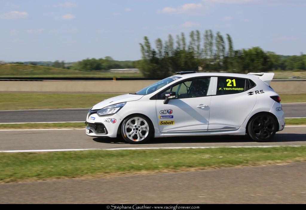 19_Clio_Nogaro_S12