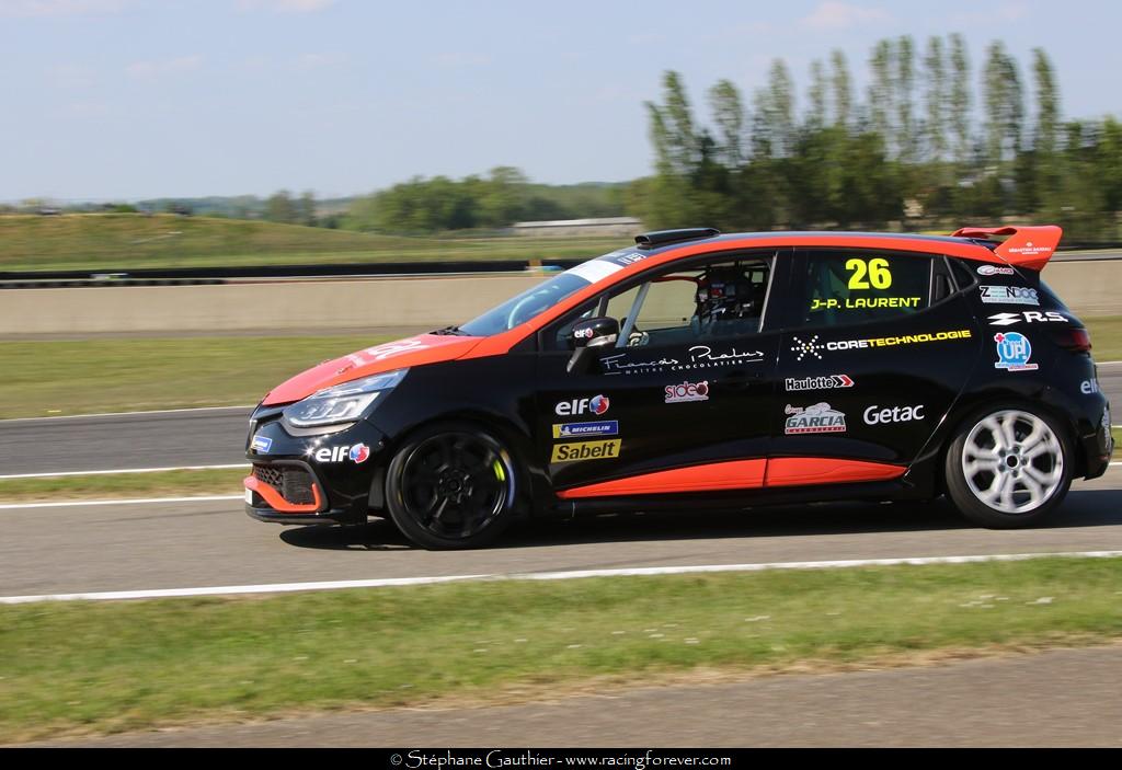 19_Clio_Nogaro_S17