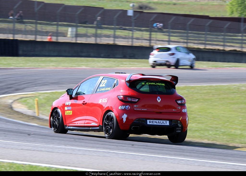 19_Clio_Nogaro_S39