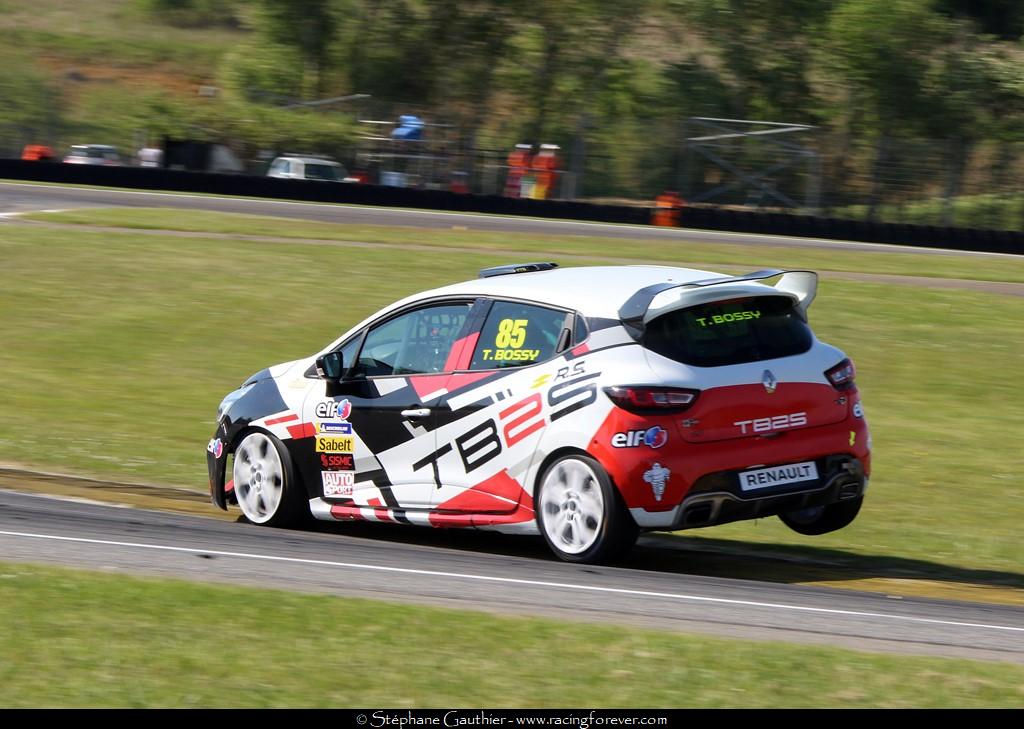 19_Clio_Nogaro_S61