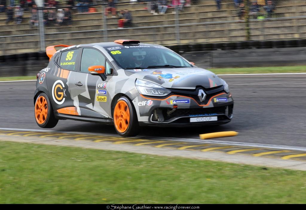 19_Clio_Nogaro_D12