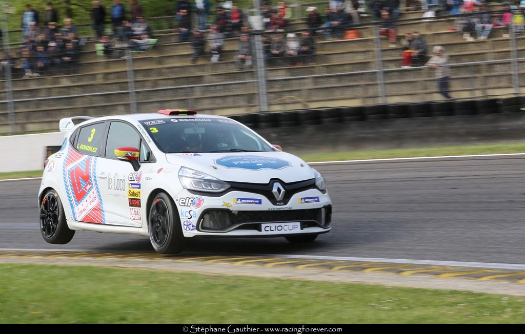 19_Clio_Nogaro_D19