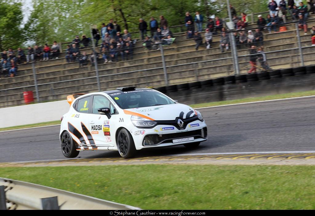 19_Clio_Nogaro_D23