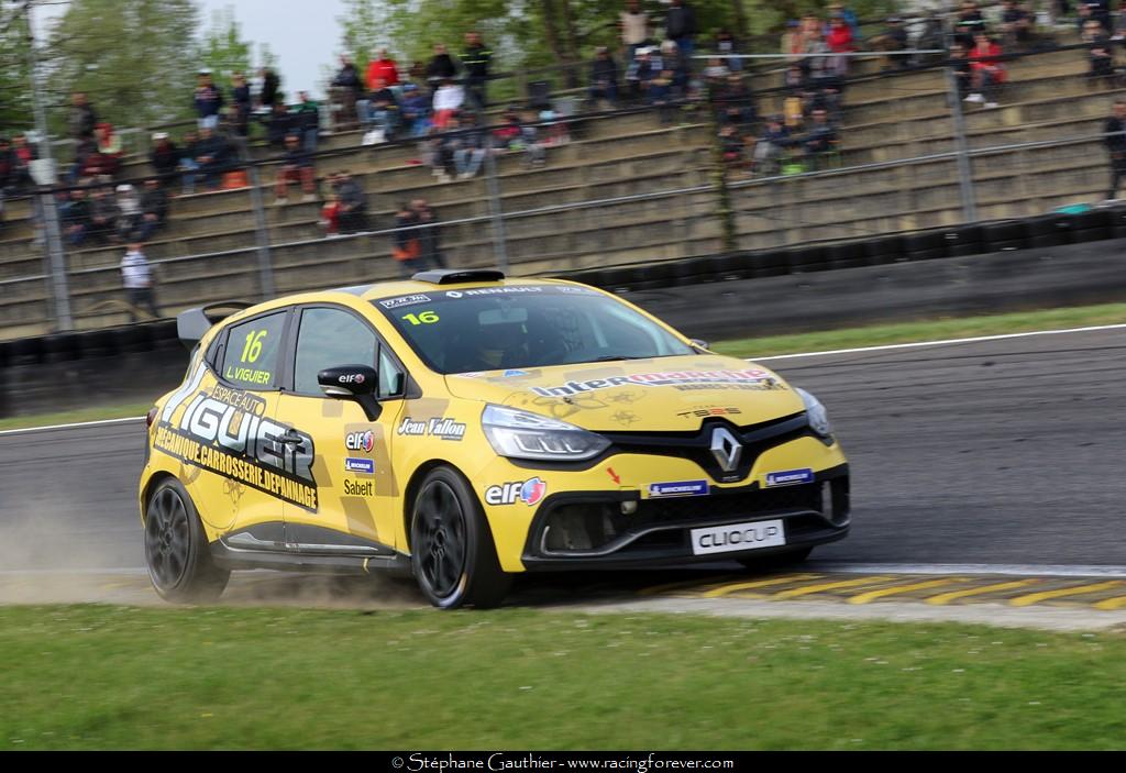 19_Clio_Nogaro_D52