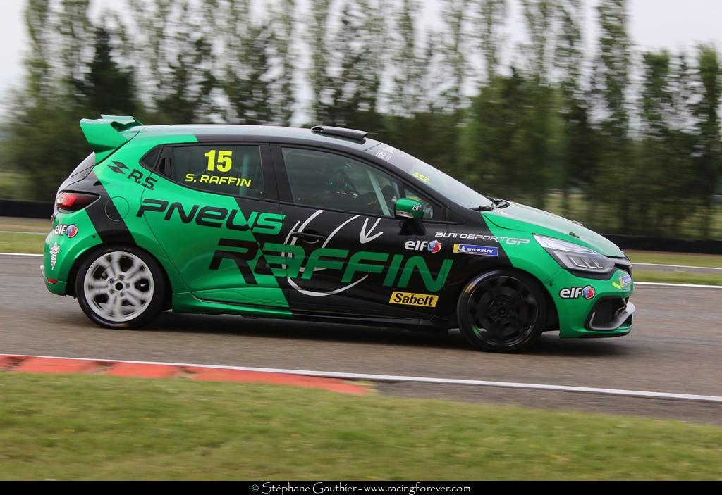 19_Clio_Nogaro_D93