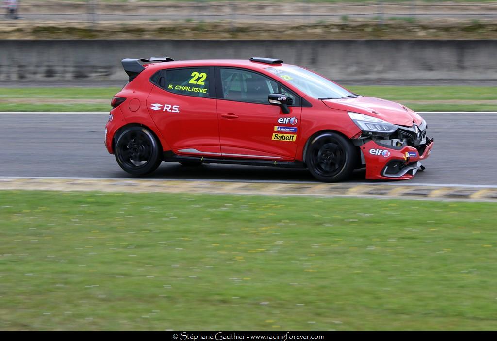 19_Clio_Nogaro_D122