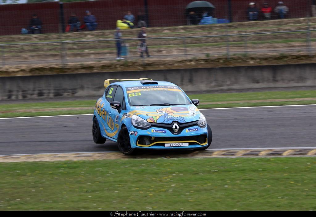 19_Clio_Nogaro_D127