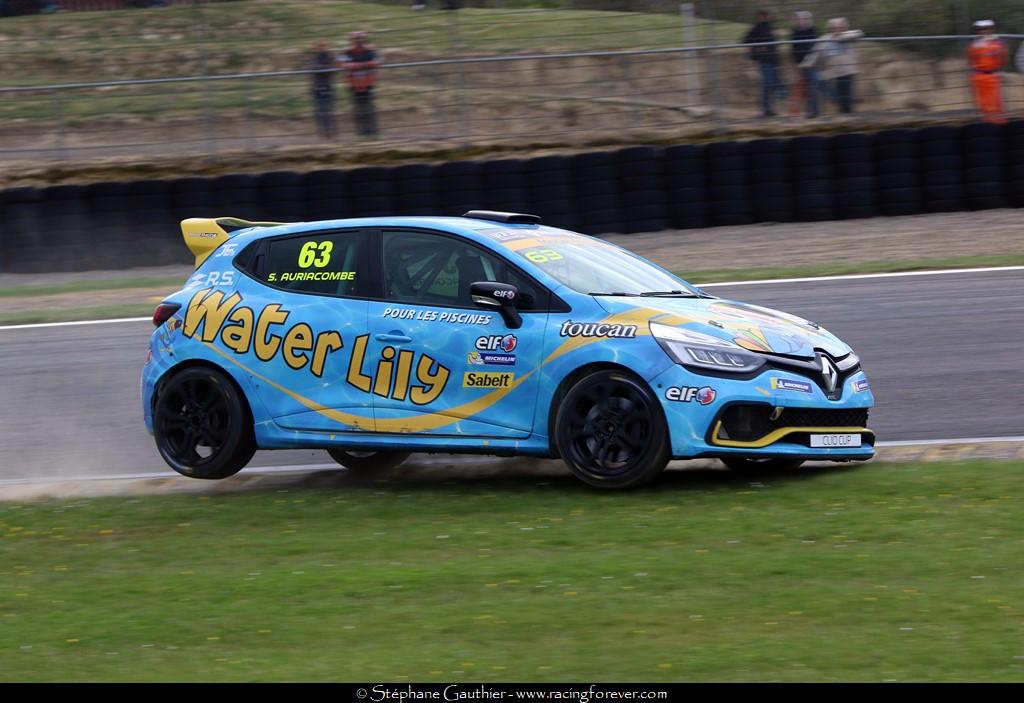 19_Clio_Nogaro_D132