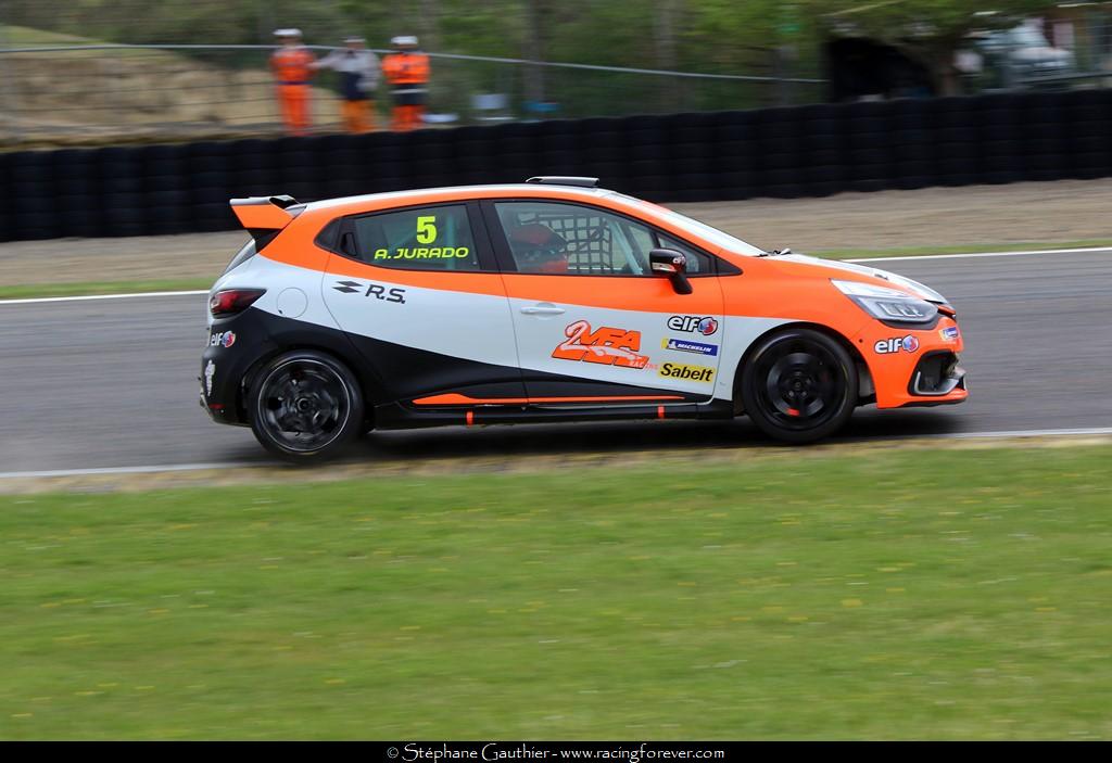 19_Clio_Nogaro_D135