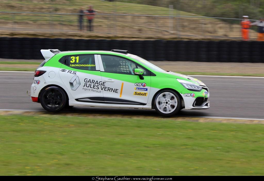 19_Clio_Nogaro_D137