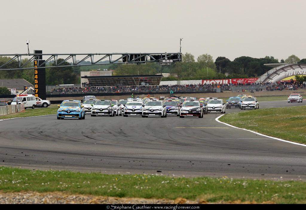 19_Clio_Nogaro_L05