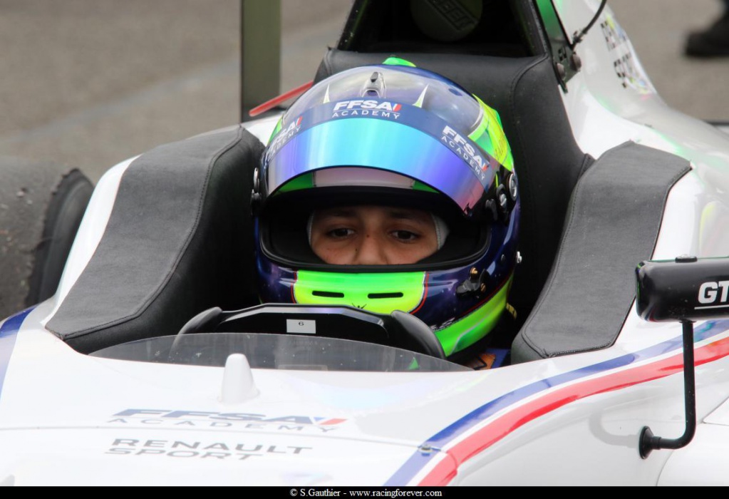 19_F4_Nogaro_D86