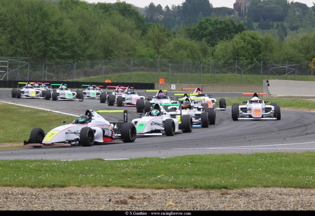 19_F4_Nogaro_L13