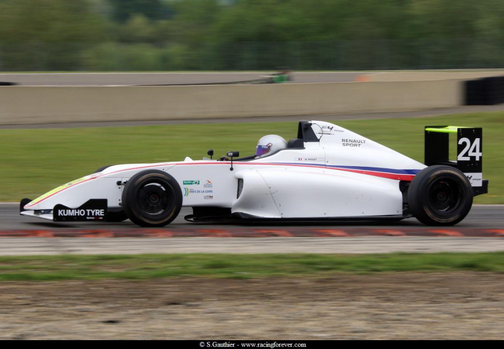 19_F4_Nogaro_L25