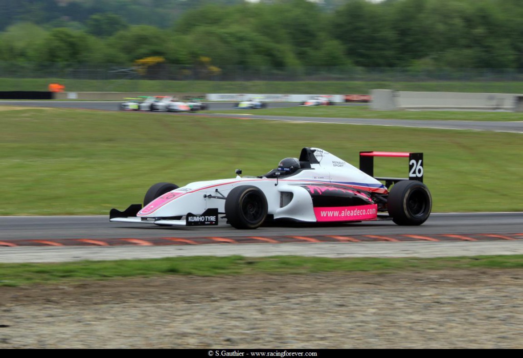 19_F4_Nogaro_L27