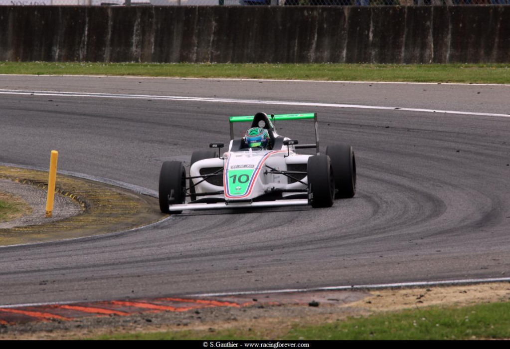 19_F4_Nogaro_L48