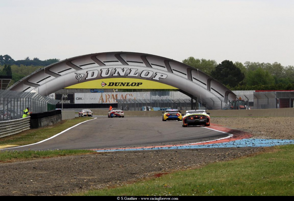 19_Gt4_Nogaro_D41