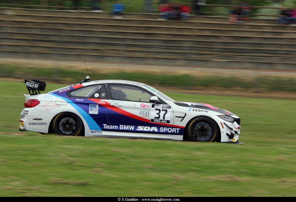 19_Gt4_Nogaro_D71