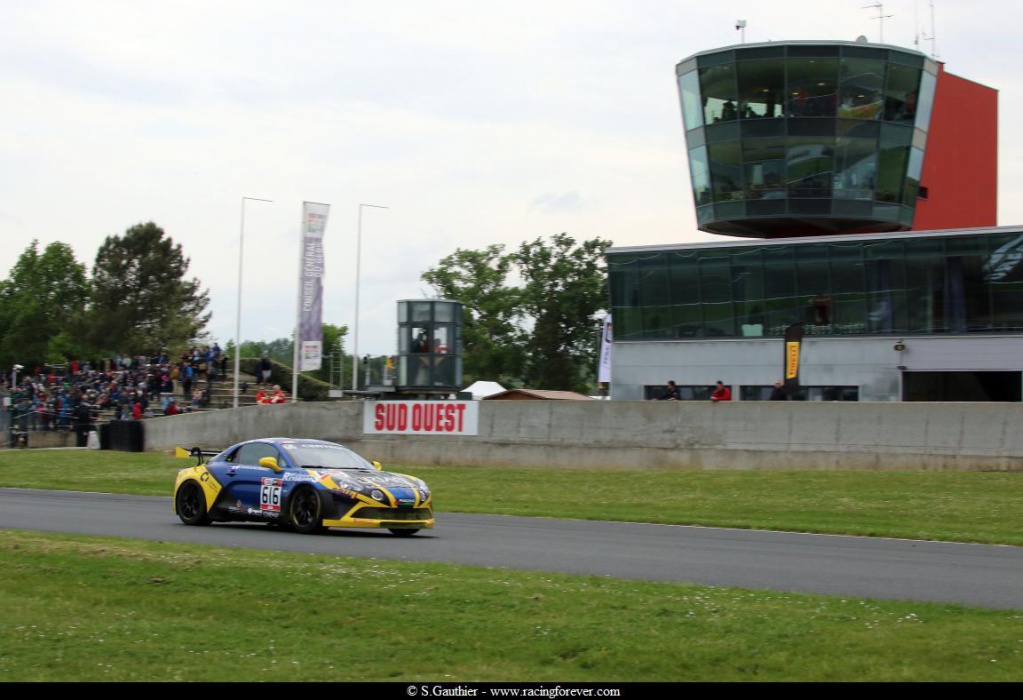 19_Gt4_Nogaro_D107