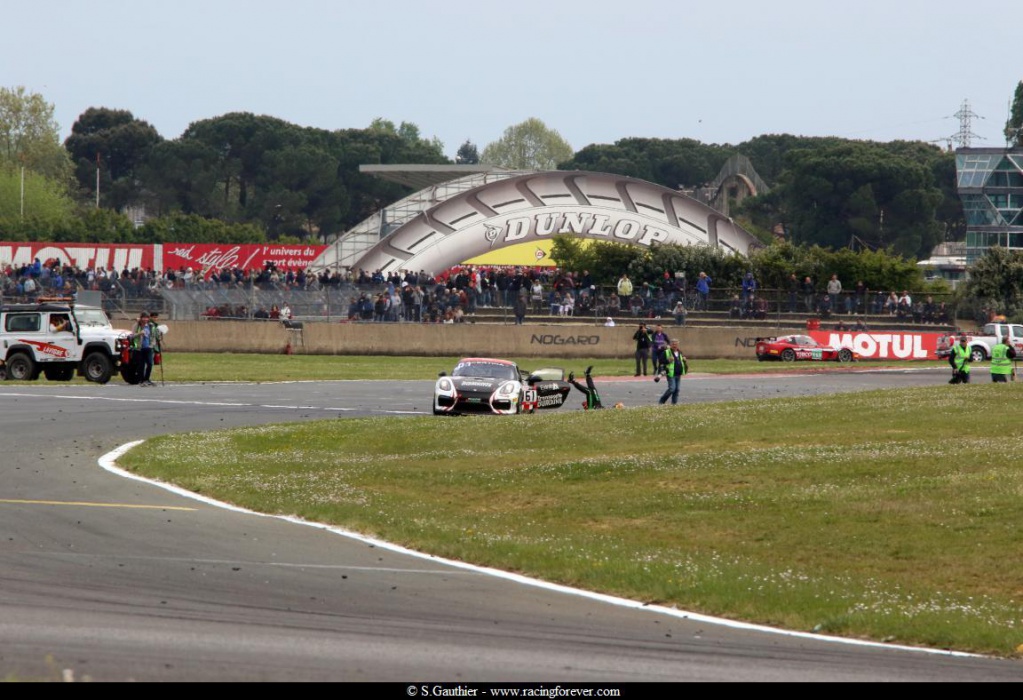 19_Gt4_Nogaro_D185