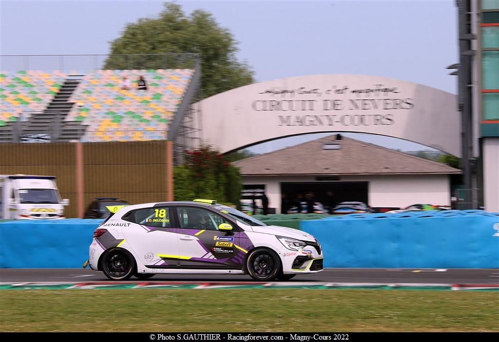 2022_Magnycours_ClioV64