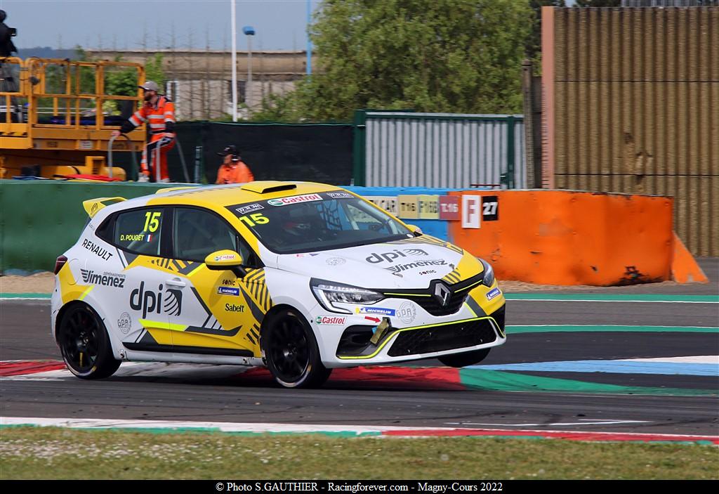 2022_Magnycours_ClioV88