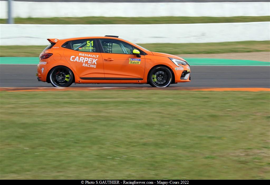 2022_Magnycours_ClioV118