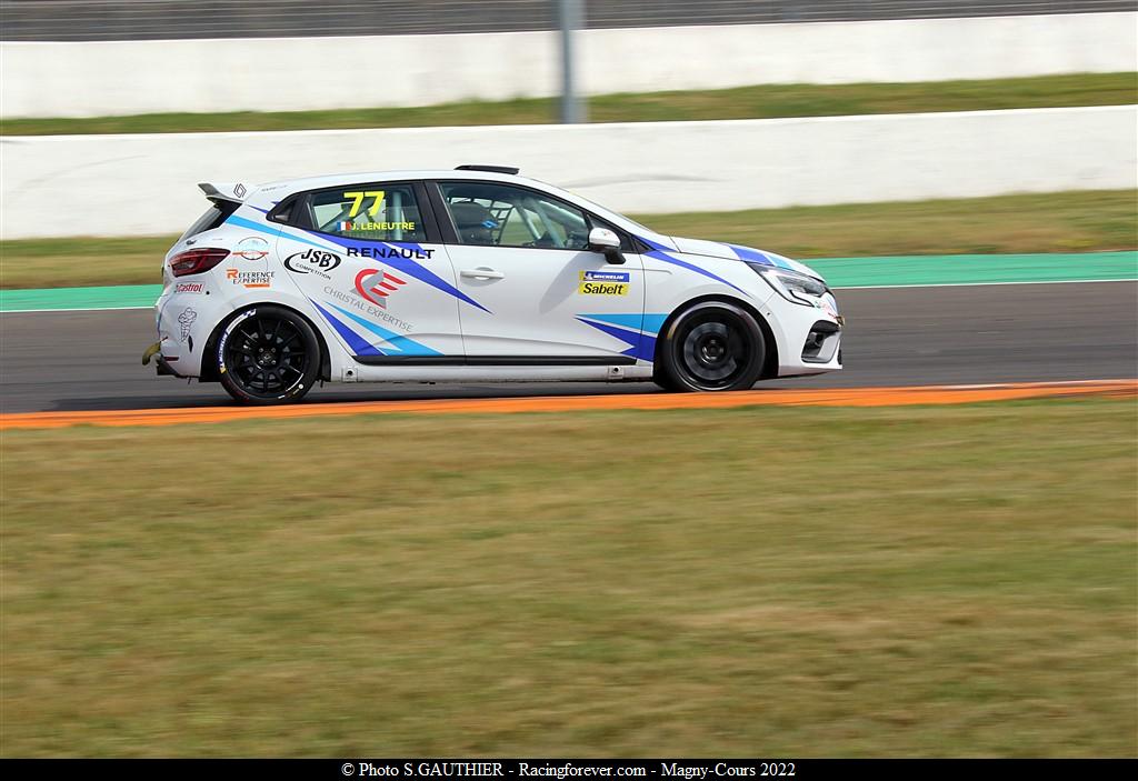 2022_Magnycours_ClioV130