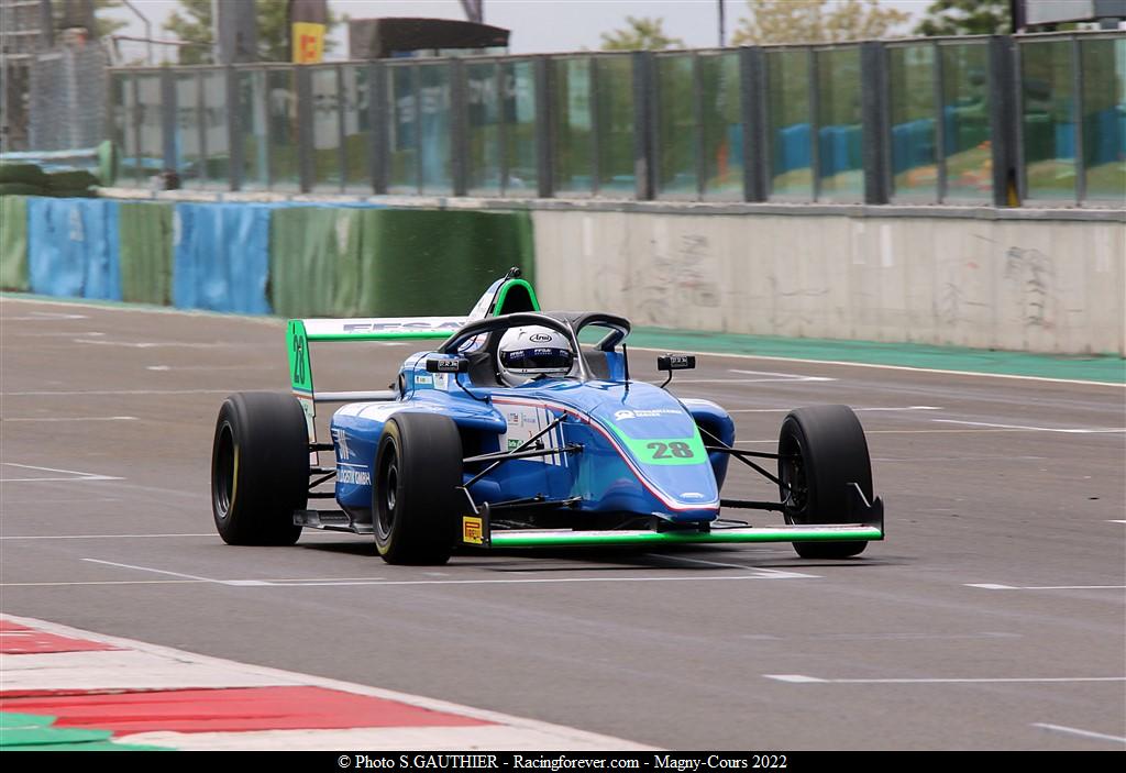 2022_Magnycours_F4V06