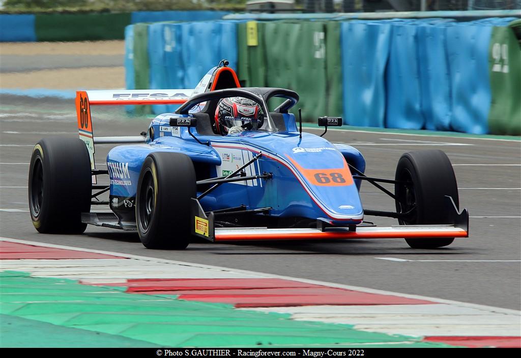 2022_Magnycours_F4V13