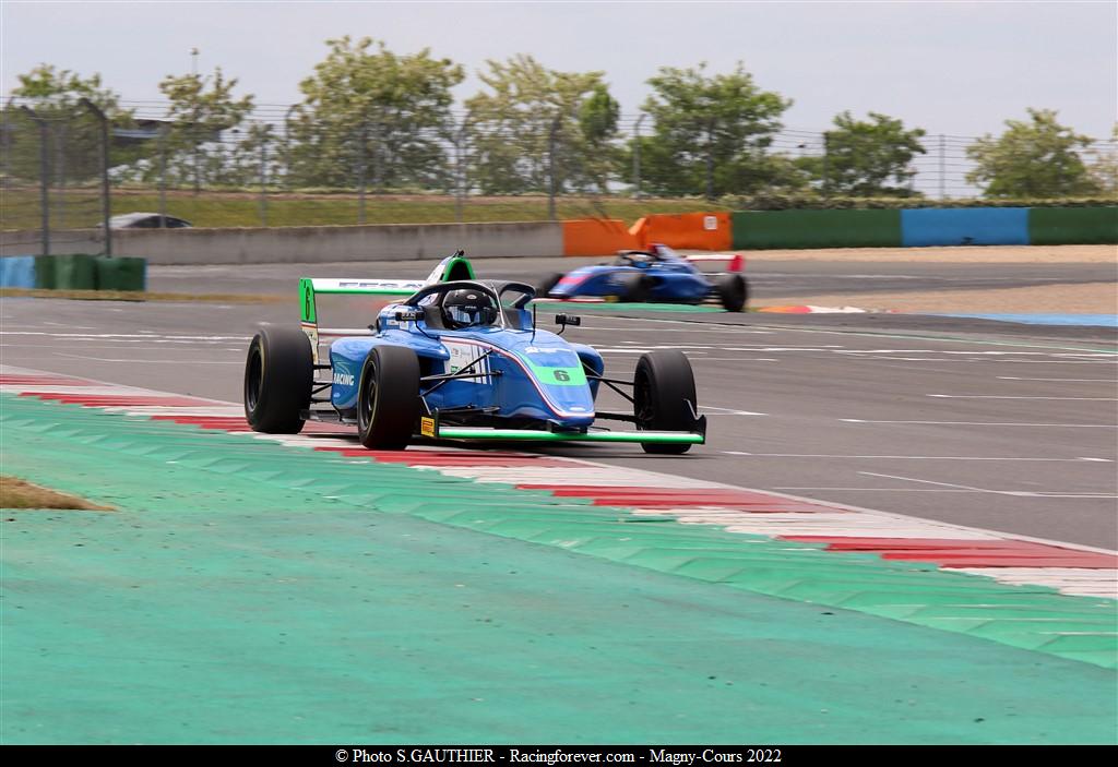 2022_Magnycours_F4V18