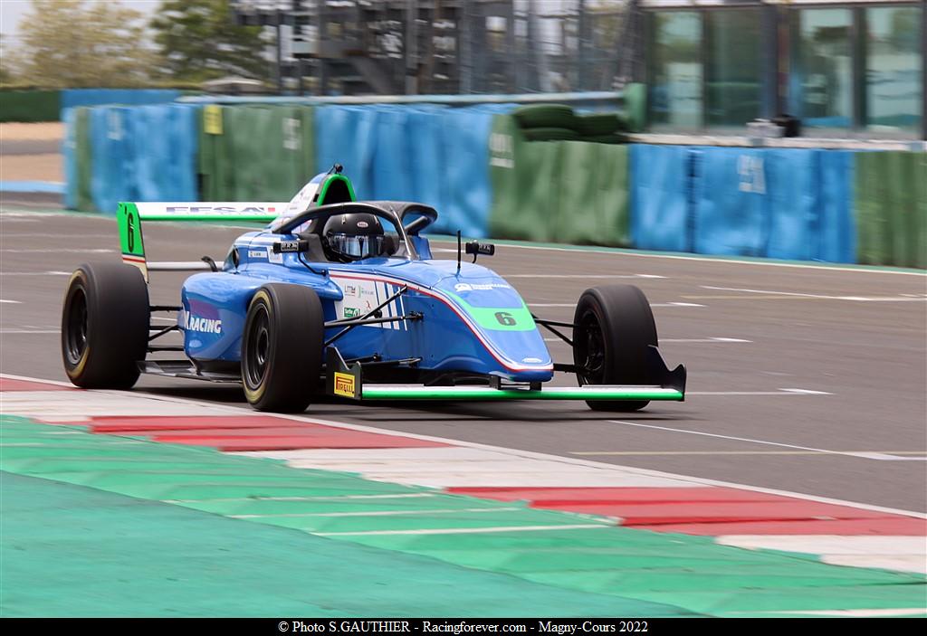 2022_Magnycours_F4V20