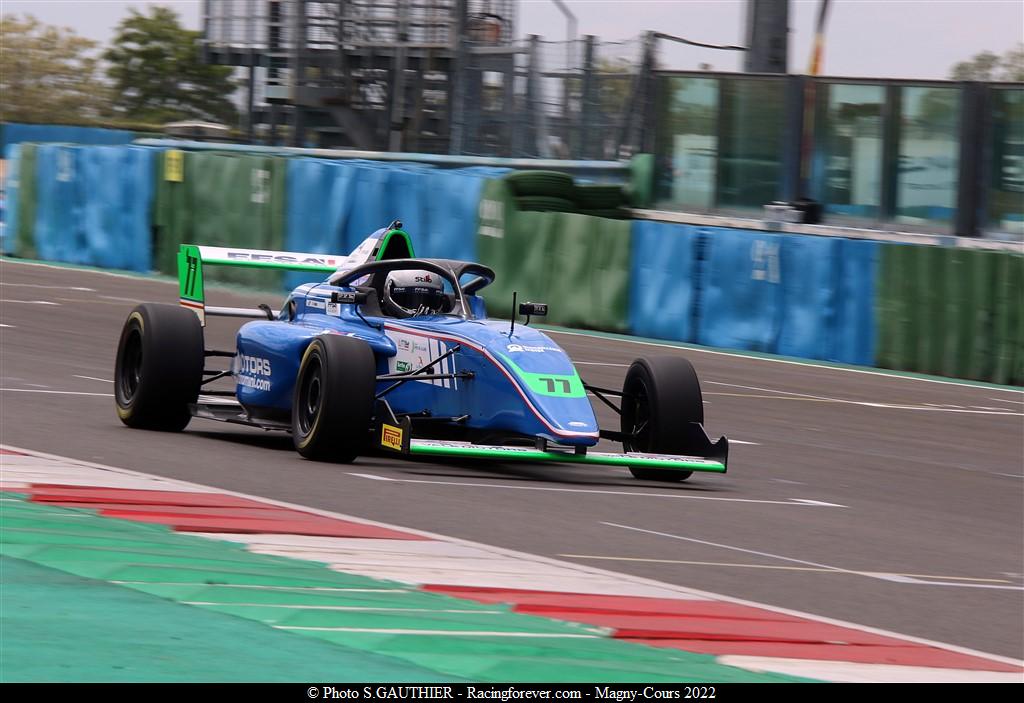 2022_Magnycours_F4V22