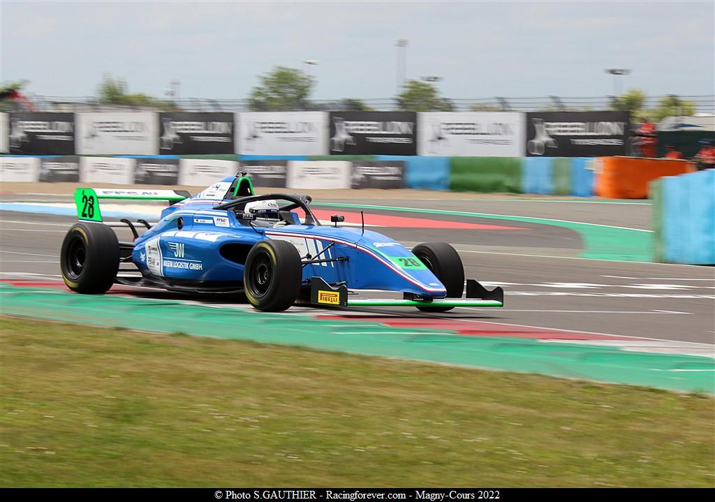 2022_Magnycours_F4V28