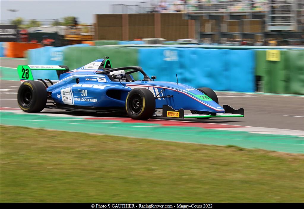 2022_Magnycours_F4V29