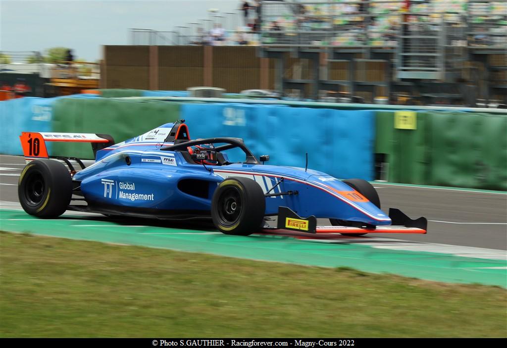 2022_Magnycours_F4V37