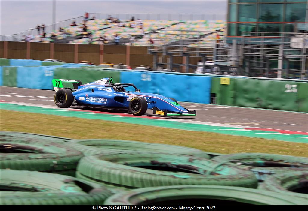 2022_Magnycours_F4V42