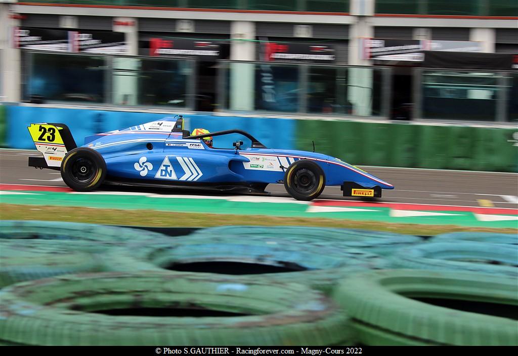 2022_Magnycours_F4V52