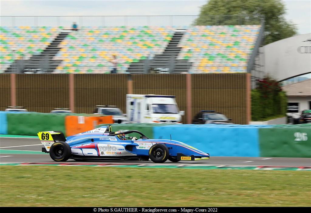 2022_Magnycours_F4V71
