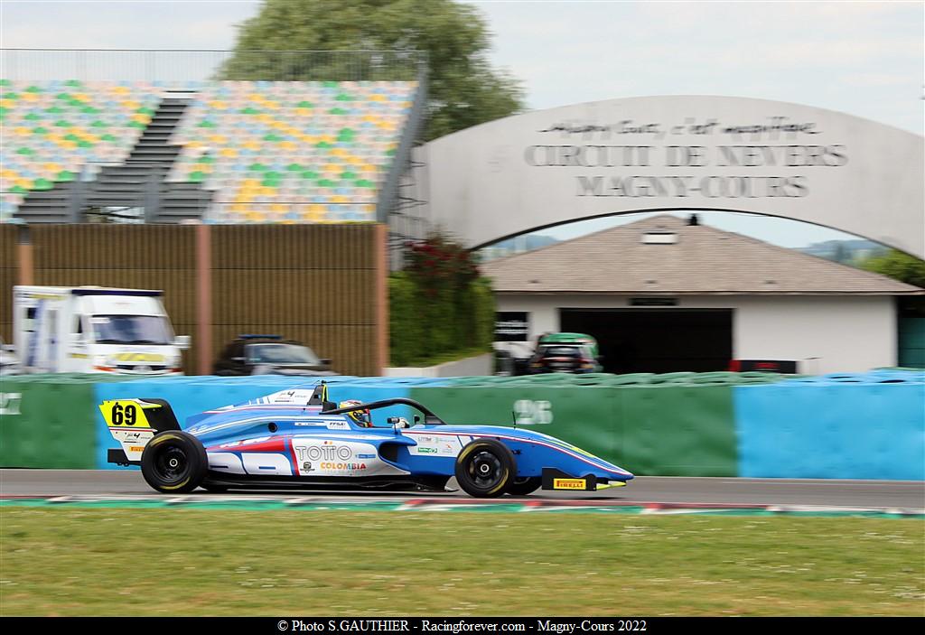 2022_Magnycours_F4V72